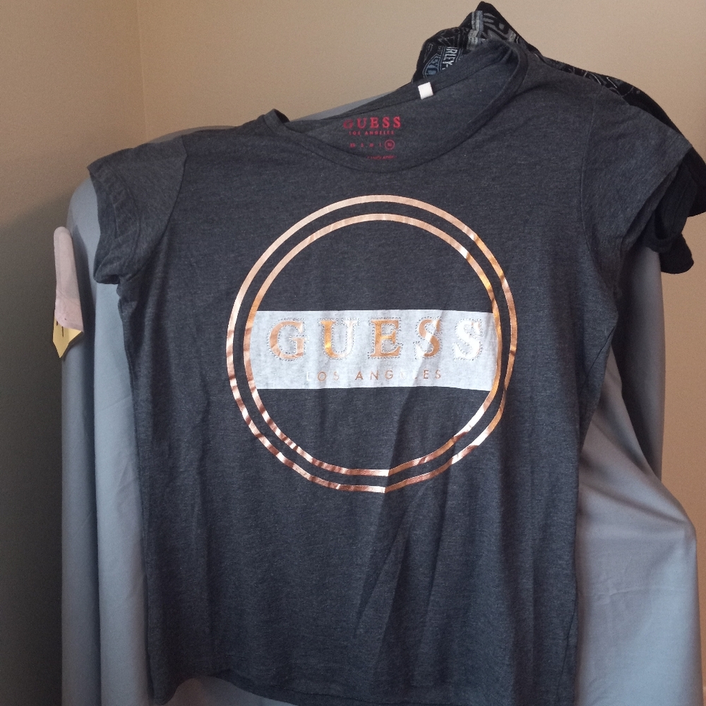 Guess T Shirt